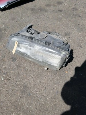 Левый корпус фары 1999 Volvo S70 - Изображение 1 из 2