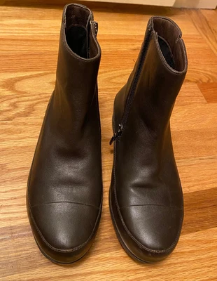 Botas femininas Fitflop couro marrom chocolate com zíper tamanho 5 /UE 36 - Imagem 1 de 4