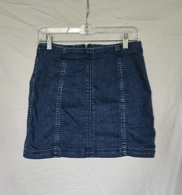 Falda vaquera corta FREE PEOPLE azul lavado medio tiro alto línea A para mujer talla 8 Foto 1 de 3