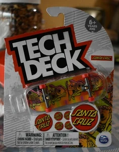 Tech Deck SPIN MASTER SANTA CRUZ RARE Finger Skateboard NEW - Picture 1 of 6