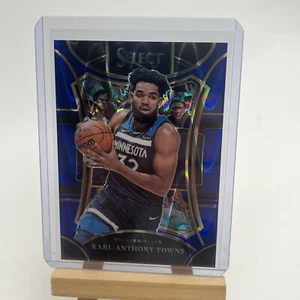 Tarjeta Prizm #/99 Karl-Anthony Towns 2023-24 Panini Select Mezzanine Blue Flash - Imagen 1 de 3