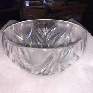 VINTAGE HEAVY CLEAR GLASS CUT GLASS BOWL WITH NICE DESIGN 8” by 4 1/2” - Picture 1 of 5