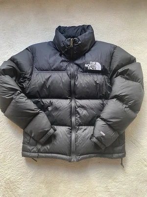 The North Face Women’s Small 700 1996 retro Nuptse Black Down Puffer Jacket Used - Image 1 of 4