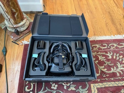 Valve Index VR Headset Full Kit - Rarely used - Image 1 of 4