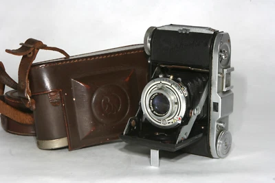 Balda Baldinette mit 2,9/50mm Schn.-Kreuznach Radionar und Bereitschaftstasche - Bild 1 von 4