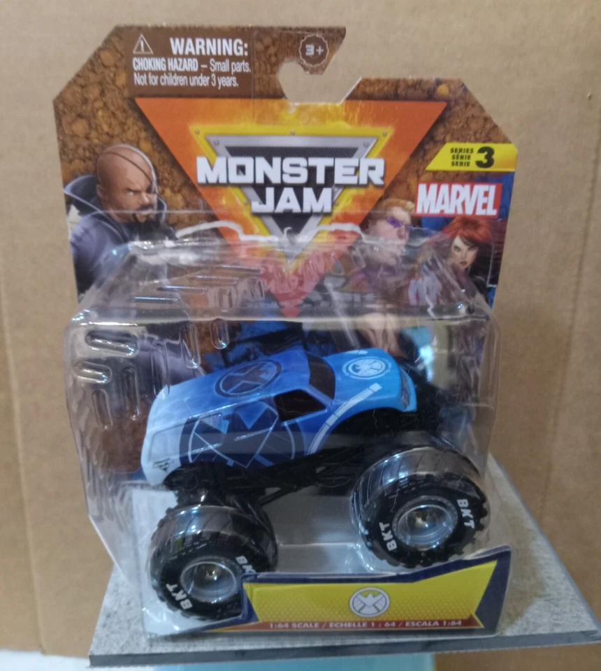 MONSTER JAM. 1:64. AGUILA AZUL. SERIE 3. CON LLANTAS PLATEADAS. Foto 1 de 1