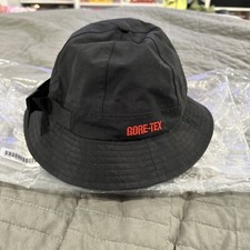 Supreme GORE-TEX Bell Hat Black SS21H4 Brand New S/M