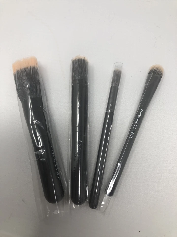 Brandneu in Verpackung, 100 % authentisches MAC Reisepinselset - Bild 1 von 1