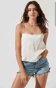 ASTR the Label Rosemont Cami Top in Cream Size LARGE - Picture 1 of 10