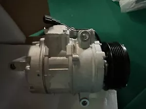 A/C Compressor- Police Interceptor Utility 3.7L - Picture 1 of 5