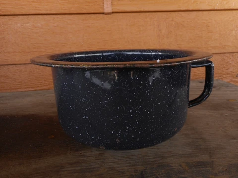 Dark Blue Enamelware Pot Handle Chipped Farmhouse Flower Pot ? Farm Cover