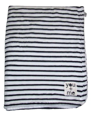 Manta bebé Carters You + Me Plus parche manta blanca rayas negras seguridad Foto 1 de 2