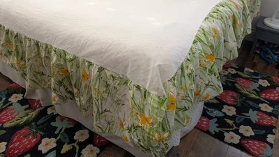 Falda de cama vintage Bibb Spring Meadow Queen retro mariposas Foto 1 de 4