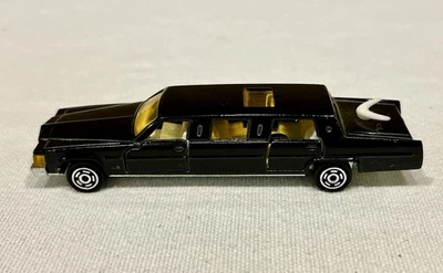 1980 年代 Majorette 凯迪拉克豪华轿车(编号 339) 黑色 Fleetwood Limo 法国 — 第 1/4 张图片