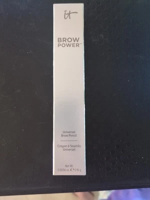 Lápiz de cejas universal It Cosmetics Brow Power Universal Taupe Foto 1 de 3