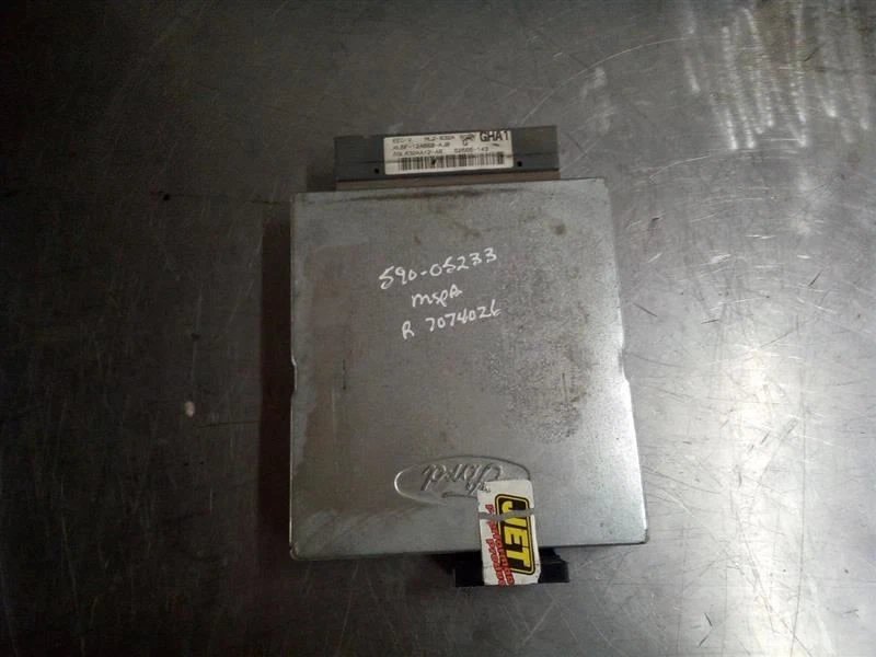 XL5F-12A650-AJB Engine ECM from 1999 Ford Ranger 7074026 Foto 1 de 4