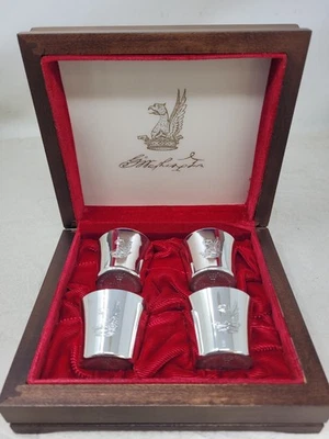 Tazas de campamento George Washington de colección de plata internacional  Foto 1 de 4