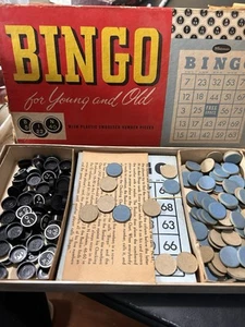 Vintage Bingo Game Set Whitman Embossed Numbers And Markers Cards 1950 Excellent - Picture 1 of 1