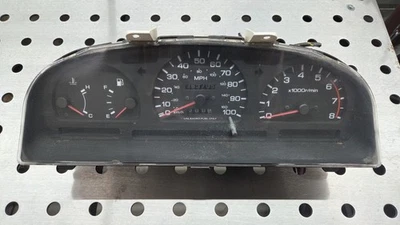 Cuadro velocímetro instrumento camioneta Nissan D21 94-97 carrocería dura 100 MPH 263 k OEM Foto 1 de 4