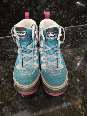 Botas de senderismo impermeables para mujer Ahnu Sugarpine suela Vibram verde azulado/gris, talla 6 Foto 1 de 4