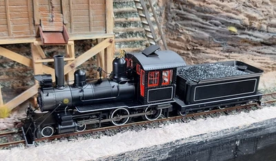 Bachmann Spectrum 28306 Inside Frame 4-4-0 Loco. DCC. Undecorated. Mint. Boxed. - Image 1 of 4