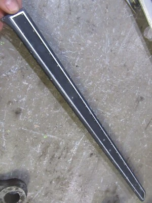 Chevrolet Impala 1967 panel de tablero interior emblema moldura pieza tira Foto 1 de 2