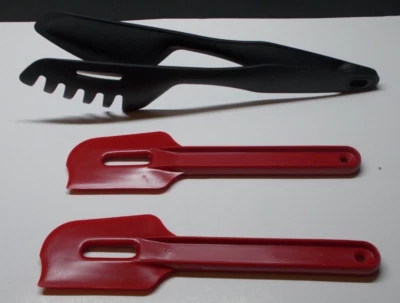 Tupperware Tongs and Spatulas - Image 1 of 4