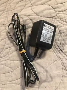 Transformador ENG Plug In Clase 2 Modelo Nº: 35-9-100C - Imagen 1 de 3