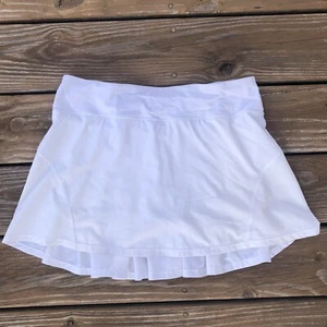 Lululemon White Circuit Breaker Skirt (Tall) Skort Women’s 8 Tall Tennis Golf - Picture 1 of 10