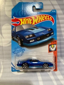 2021 HOT WHEELS ''MUSCLE MANIA'' #191 = `85 CHEVROLET CAMARO IROC-Z = BLUE - Picture 1 of 2
