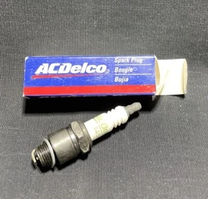 ACDELCO SPARK PLUG. P/N R45S. New In Package - Picture 1 of 5