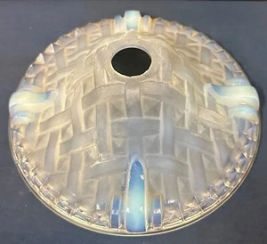 Opalescent glass ceiling fixture backplate - Picture 1 of 6