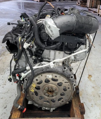 2018-2019 BMW X1 X2 Engine (2.0L, AT, 228 HP) 4 Cylinder, Gas ***NEEDS INTAKE*** - Image 1 of 4