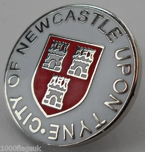 Newcastle-upon-Tyne City Crest Pin Badge - Picture 1 of 1