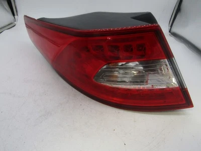 2011 2012 年 2013 起亚 Optima 左驱动侧尾灯 原始设备制造商 — 第 1/4 张图片