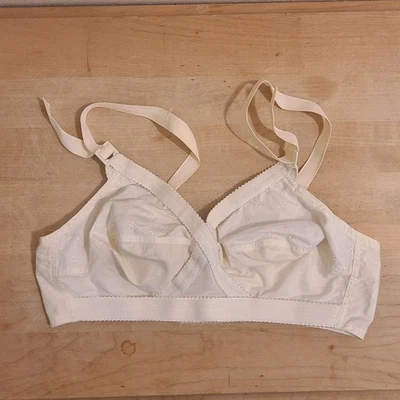 Sujetador de algodón Playtex 32C Cross Your Heart de colección usado en excelente estado Demure Sweet sin forro sin alambre Foto 1 de 4