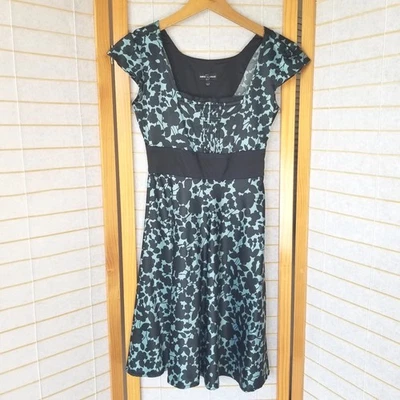 Vestido de cóctel formal de satén Armani talla 2 mini vestido Foto 1 de 4