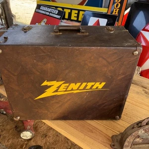 Cassetta Attrezzi Legno Riparatore Radio TV Tubo Aspirazione Caddy Vintage Zenith Molto BellaGrande - Foto 1 di 14