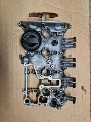 09-17 AUDI A4 A5 Q5 2.0L L4 MOTOR VÁLVULA CUBIERTA CON TAPA DE ACEITE DE LLENADO OEM Foto 1 de 4