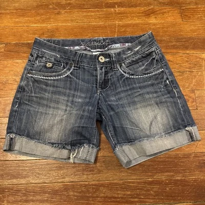 Pantalones Cortos de Denim Para Mujer Maurices Talla 1/2 30 Cintura Solapa Bolsillo Costura Gruesa Enrollados Foto 1 de 4