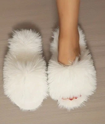ATTORROS Ladies Womens Slippers White Faux Fur Mule Size 6