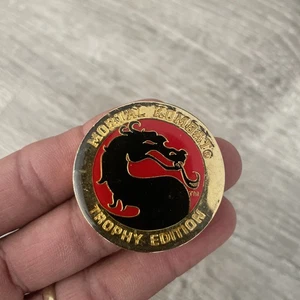 Mortal Kombat 1992 Commemorative Metal Slammer 18k Gold Plated Trophy Edition - Picture 1 of 7