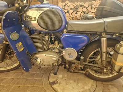 MZ mit Seitenwagen in Blau. Baujahr 1978. Motorradw. Zschob-MZ TS 250/1 - Bild 1 von 4