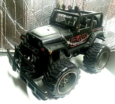 R/C Jeep Bad Street New Bright  - Image 1 of 4