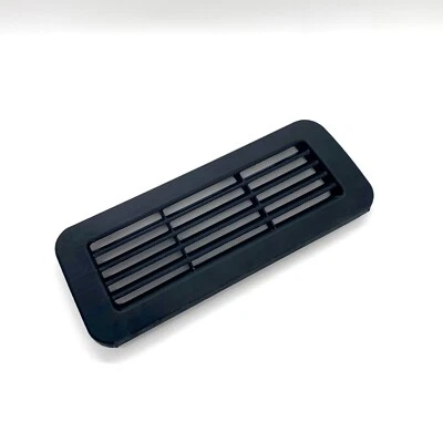 Ventilación trasera de carga Mazda RX7 FC | Pieza descontinuada NLA | Rejilla maletero | 68-864C Foto 1 de 4