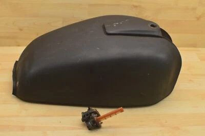 Suzuki GS550E 1980, 77-80, GS550E, OEM tanque de gasolina y grifo Foto 1 de 4