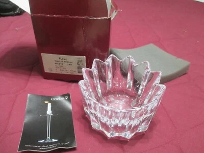 Plato de cristal vintage Orrefors Bowl patrón flor Suecia como nuevo en caja original Foto 1 de 4