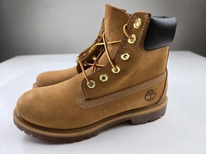 Timberland Women's 6" Premium Waterproof Boot, size 7 - Picture 1 of 9