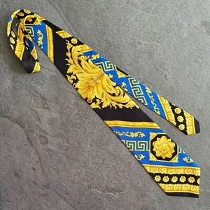 GIANNI VERSACE COUTURE silk tie Neo Classical Game print from 1995 - Picture 1 of 12