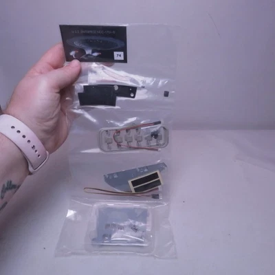 Fanhome Eaglemoss Build The Star Trek USS Enterprise NCC-1701-D #74 - Image 1 of 4